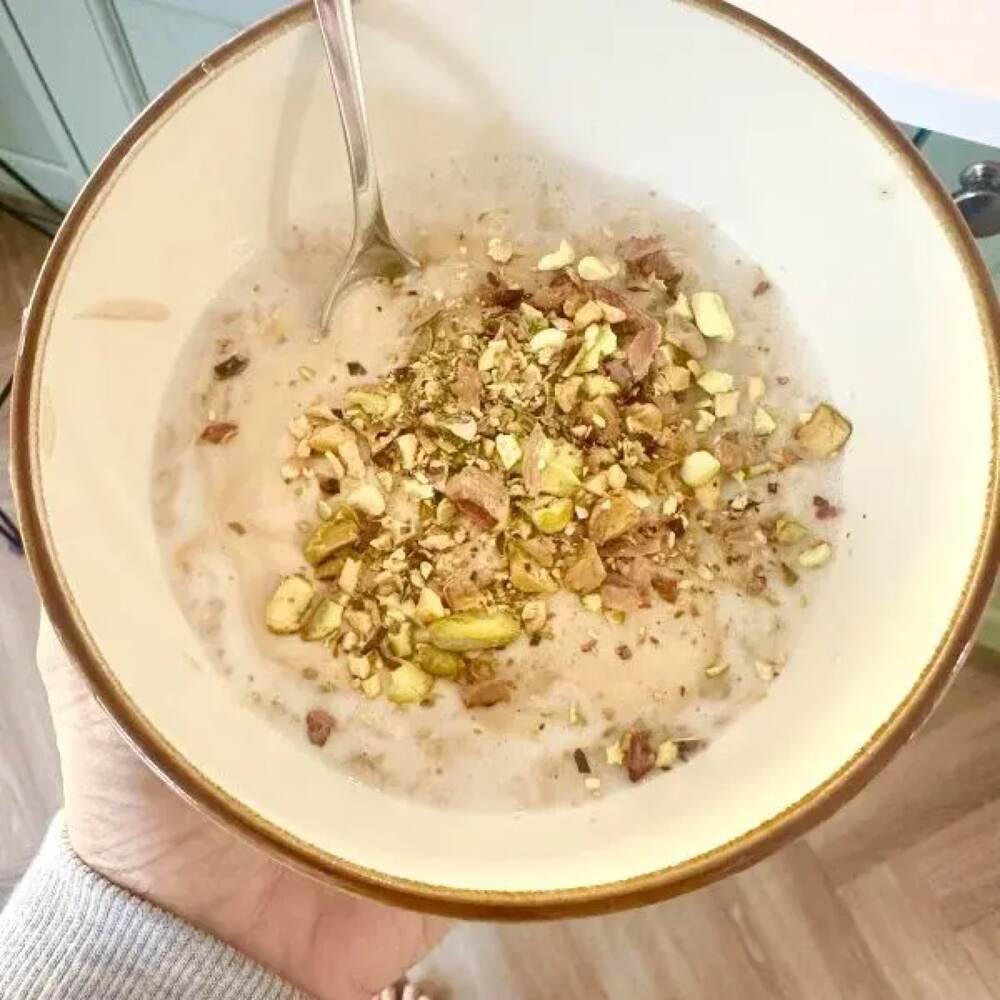 Tahini Cardamom Autumn Porridge